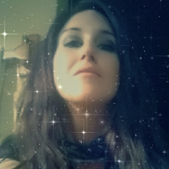 Meet your Posher, JoBeth - Picture 8 of 8